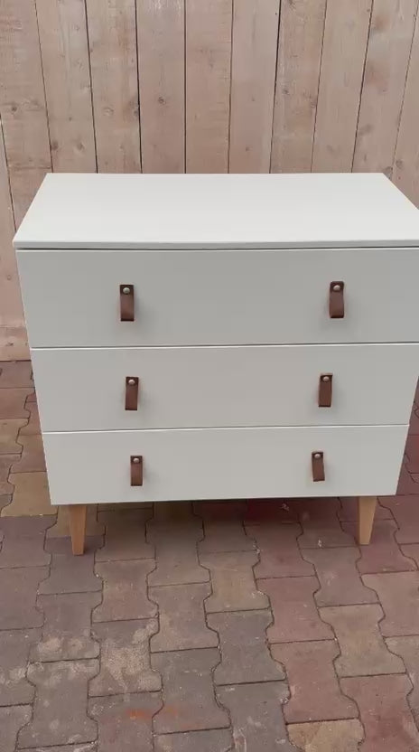 Video Commode Mila